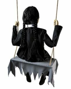 3.5 Ft Menacing Molly Animatronics – Decorations -Spook & Style Shop 01340504 e