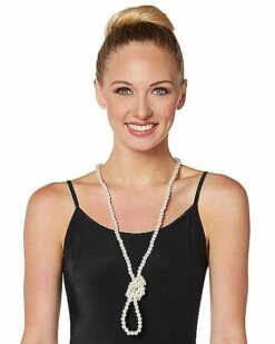 Faux Pearl Necklace -Spook & Style Shop 01389675 d