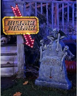 Light-Up LED Hanging Marquee Beetlejuice Sign -Spook & Style Shop 01489236 c