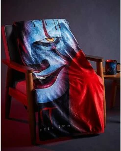 Pennywise Fleece Blanket - It -Spook & Style Shop 01492321 c