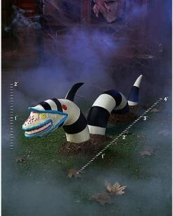 Beetlejuice Sandworm Groundbreaker Prop -Spook & Style Shop 01558220 e