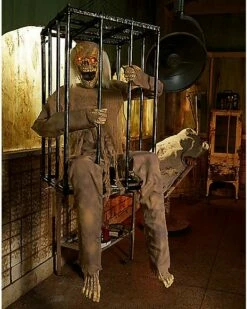 4.2 Ft Barry Animatronic